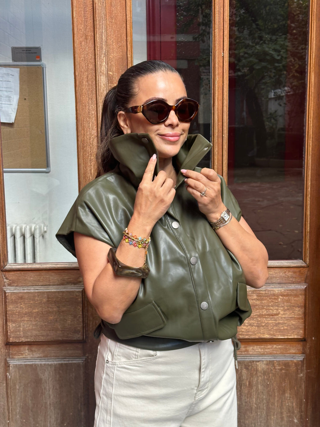 Veste en cuir à manches courtes - vert kaki