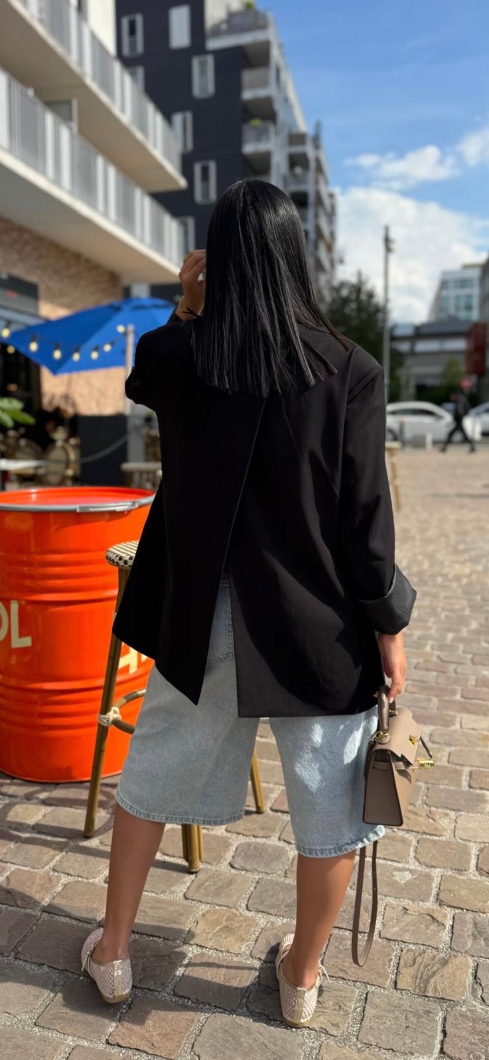 Blazer noir à fente ￼