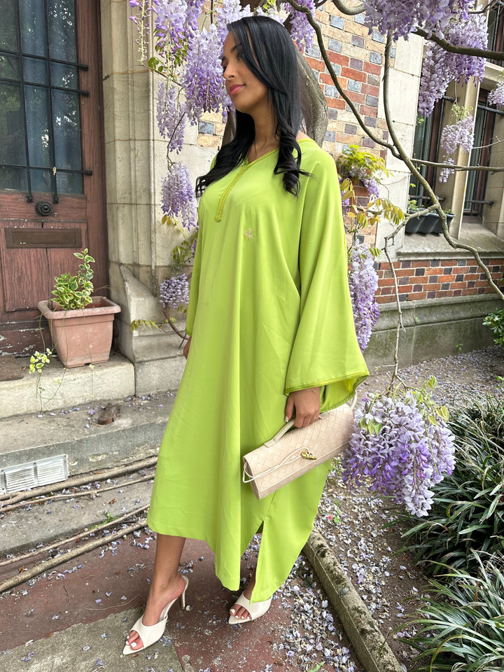 ABAYA AUTHENTICA EN CRÊPE – VERT