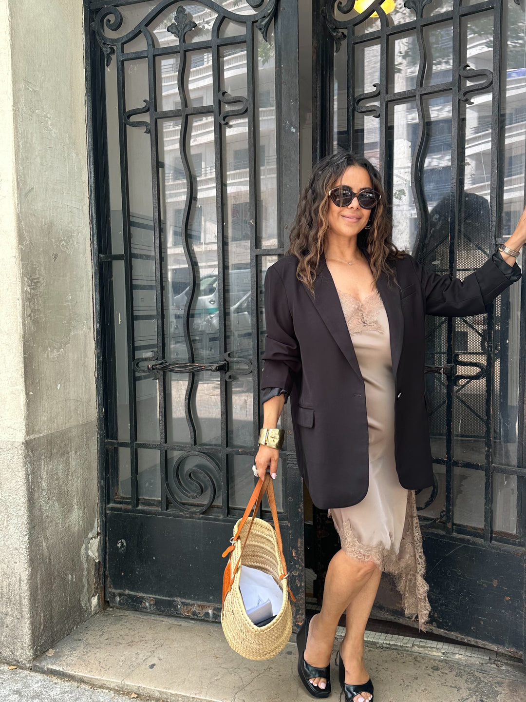 Robe asymétrique dentelle